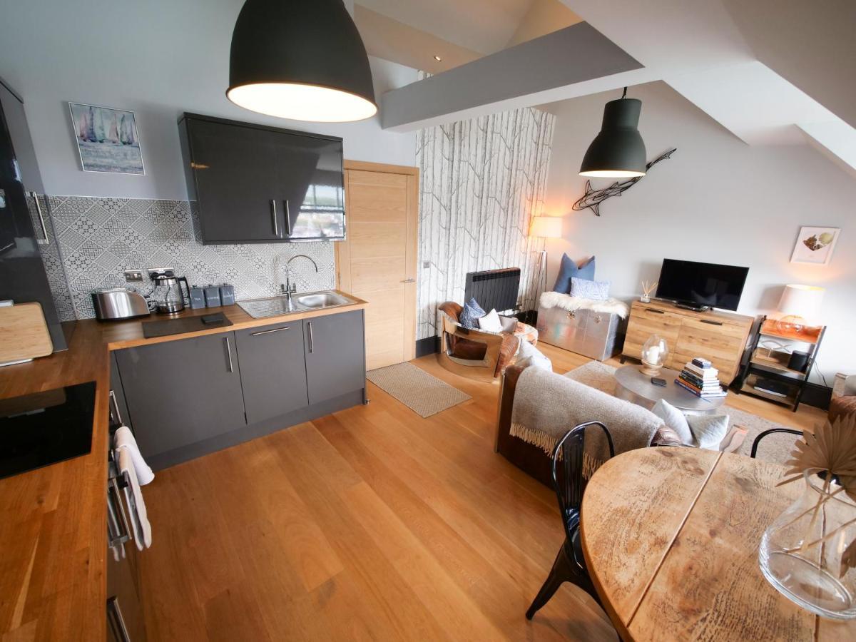 Padstow Escapes - Pajar Luxury Penthouse Apartment Luaran gambar