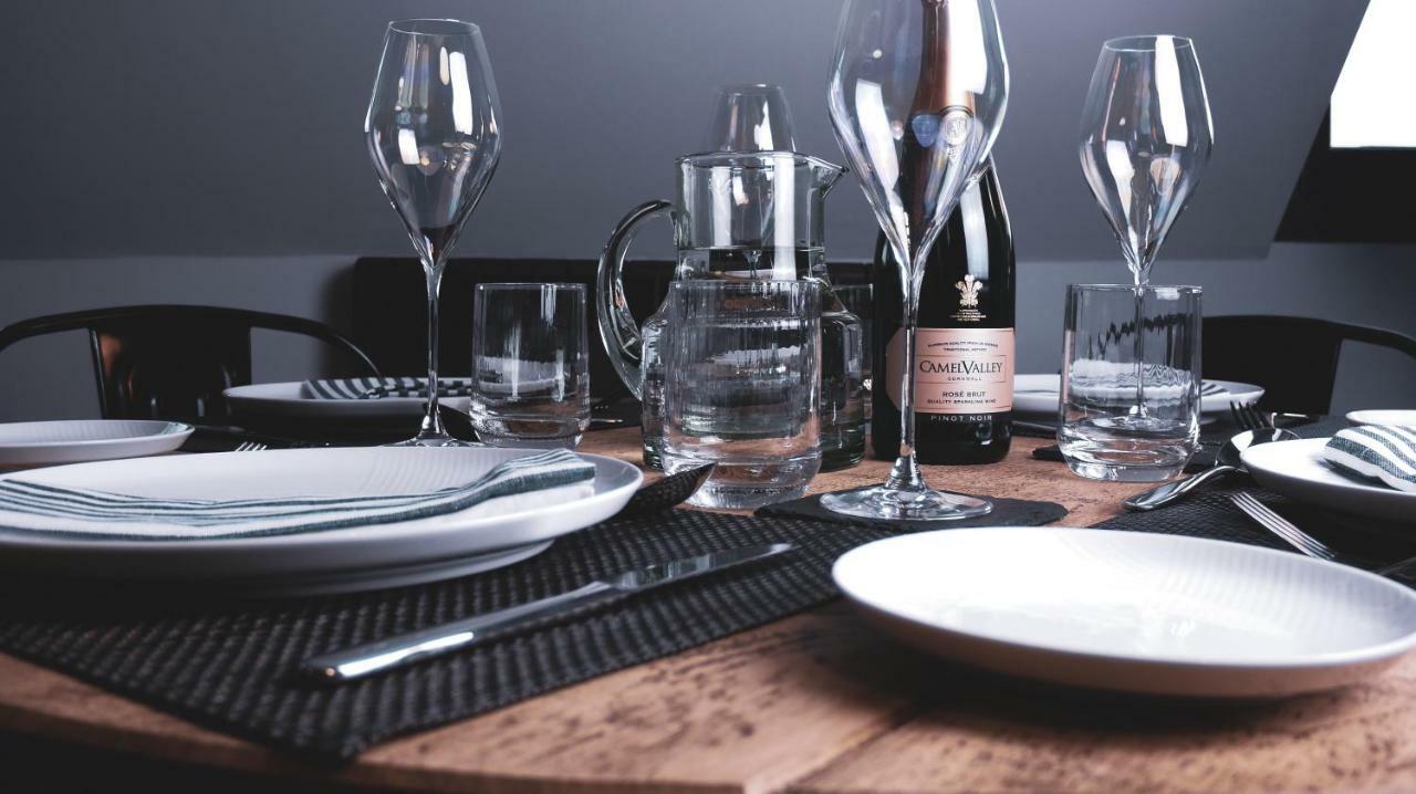 Padstow Escapes - Pajar Luxury Penthouse Apartment Luaran gambar
